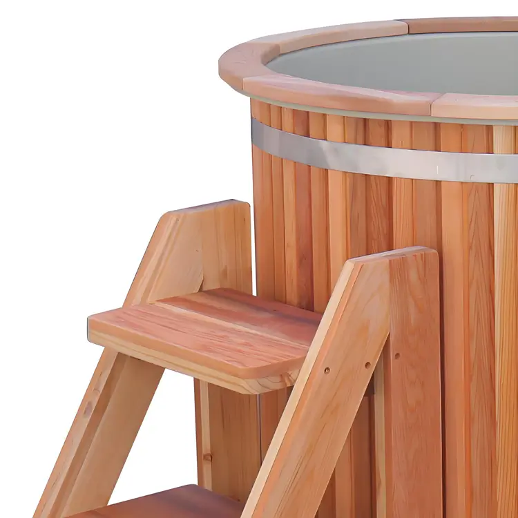 cold bathtub detail